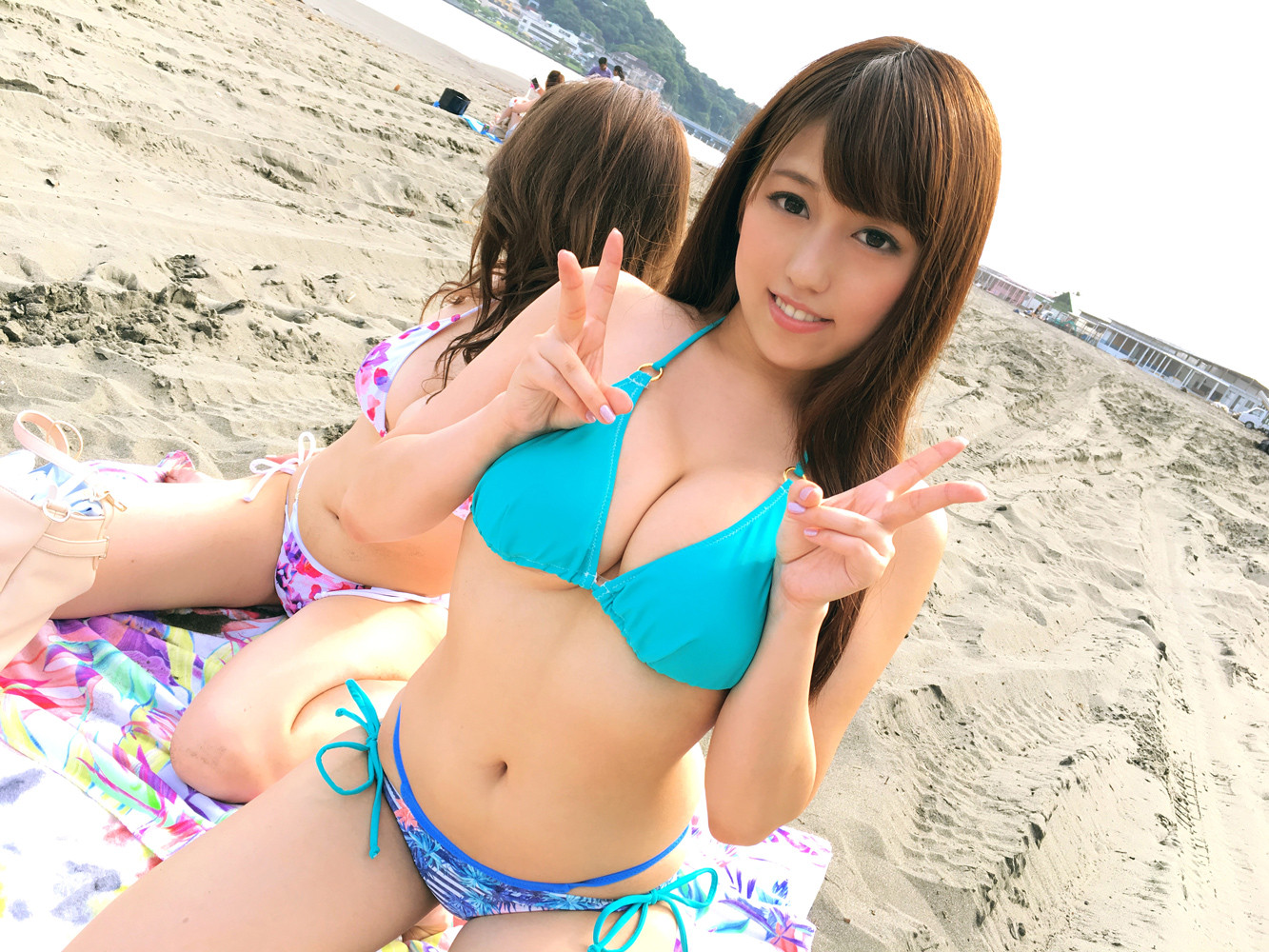 三次元 3次元 ビキニ 巨乳 エロ画像 04