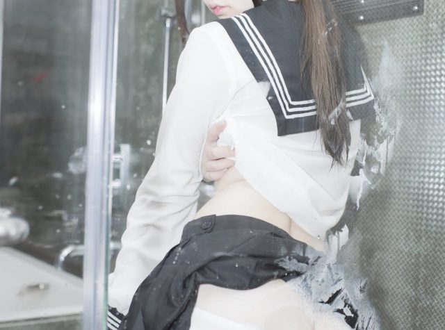 女子校生、JKコスプレのエロ画像 001