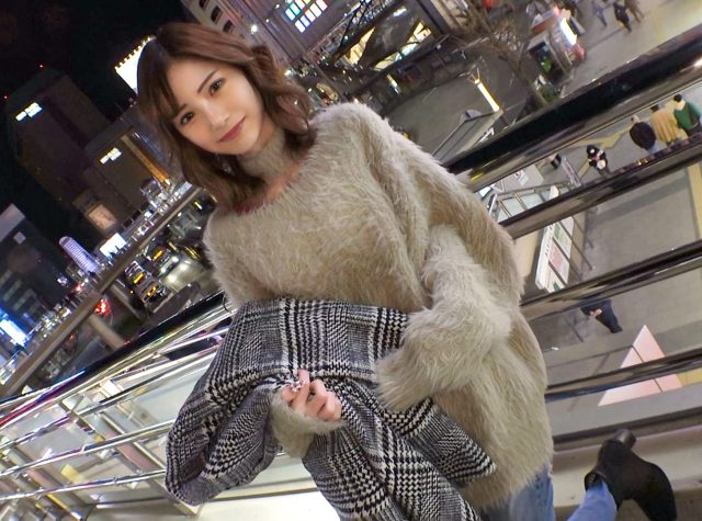 マジ軟派、初撮。 1783 友人にドタキャンされて駅前を彷徨うギャルをナンパ！超が付くほどのスレンダーボディ！抱きしめたら折れちゃうんじゃ…と心配しつつも激しいピストンで膣奥連打で快感の渦へ！ 200GANA-2693 森本みれい（もりもとみれい）001