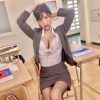 女教師風女性のエロ画像 001