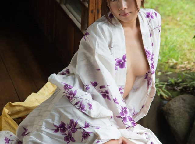 和服・着物・浴衣姿のエロ画像 001