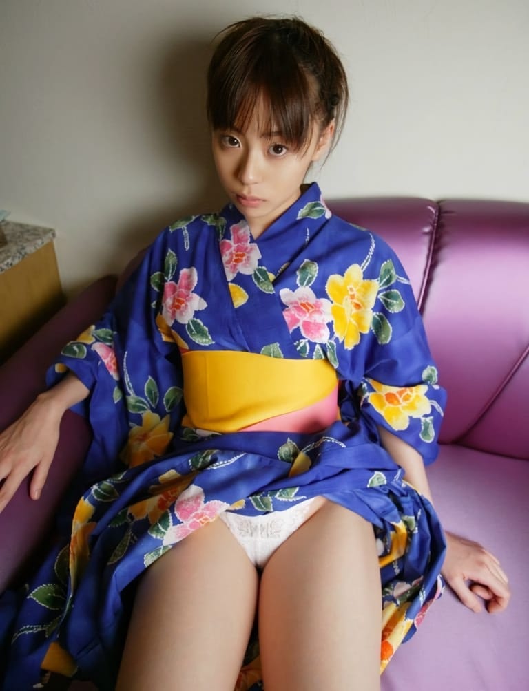 和服、着物、浴衣を着た女性のエロ画像 035